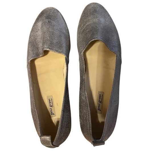 PAUL GREEN ~ Perry Flat in Gold Metallic Perforated Leather - Picture 1 of 8